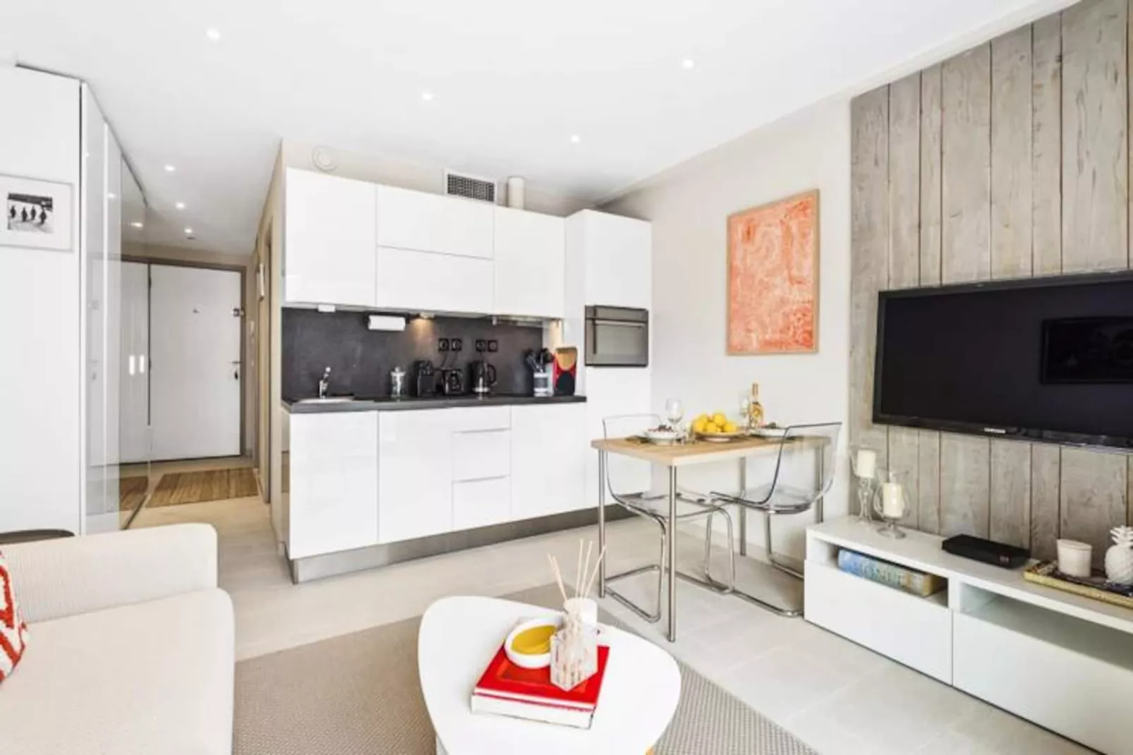 Résidence Centre Ville De Cannes, 2p Moderne Avec Terrasse