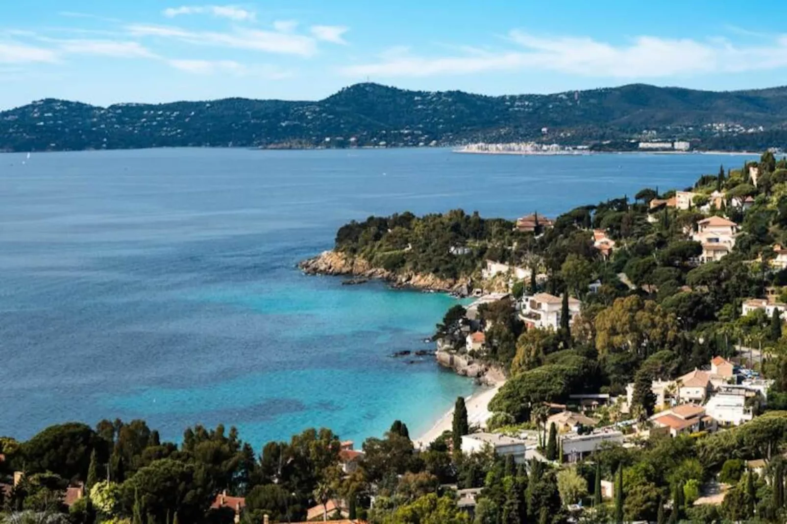 Résidence T2 R&eacute;nov&eacute; Avec Vue Mer Et Grand Balcon &ndash; Aiguebelle, Le Lavandou