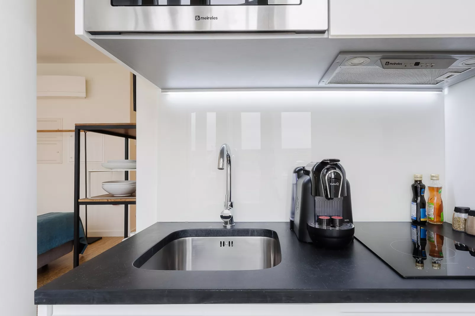 Iconic Nightlife Studio 104