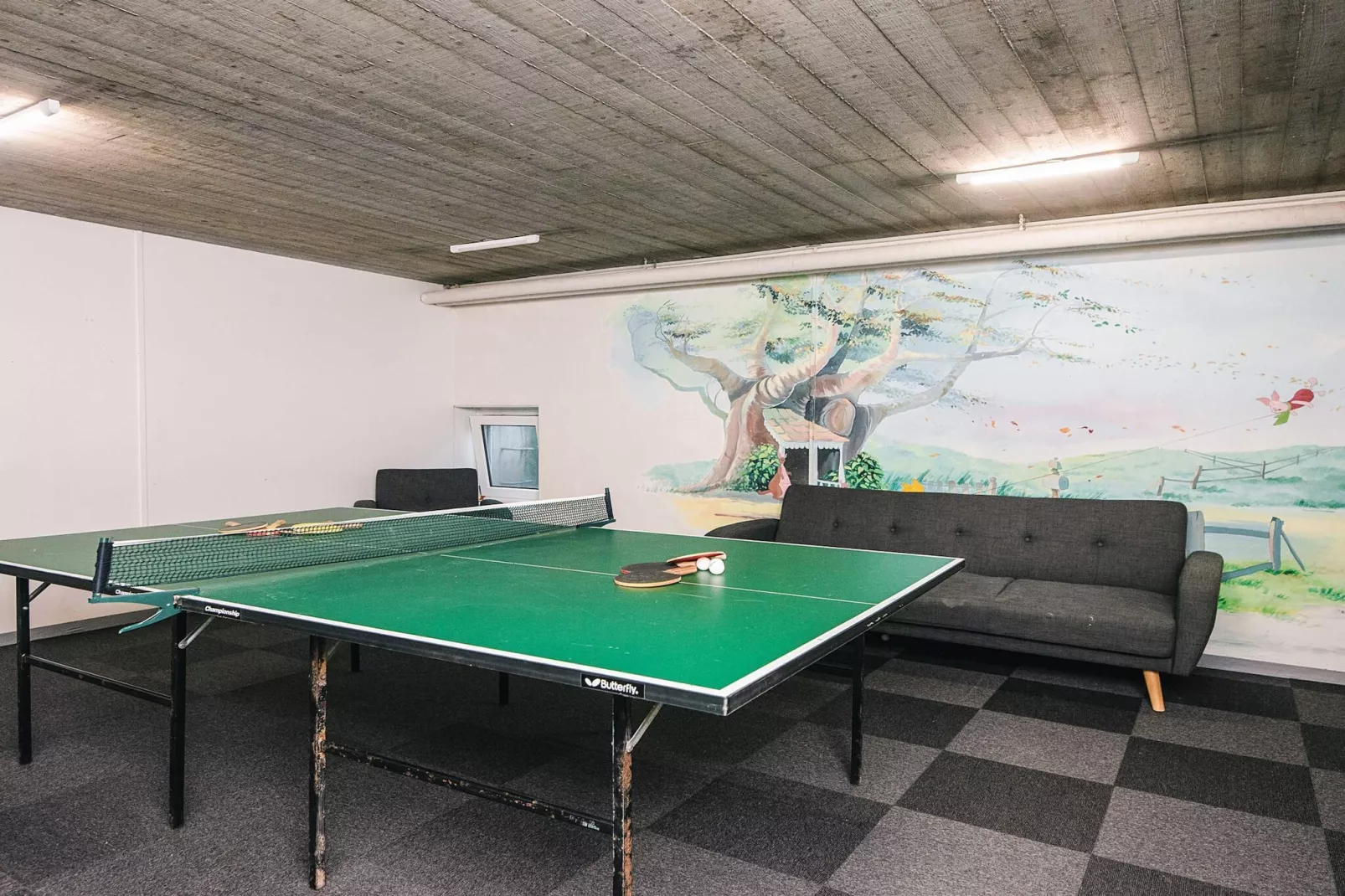 2 rooms w/partially seaview-Binnen