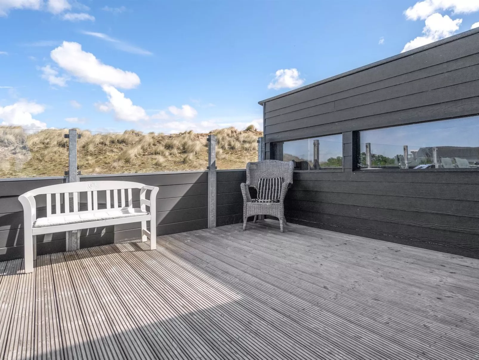 "Anton" - 1.5km from the sea