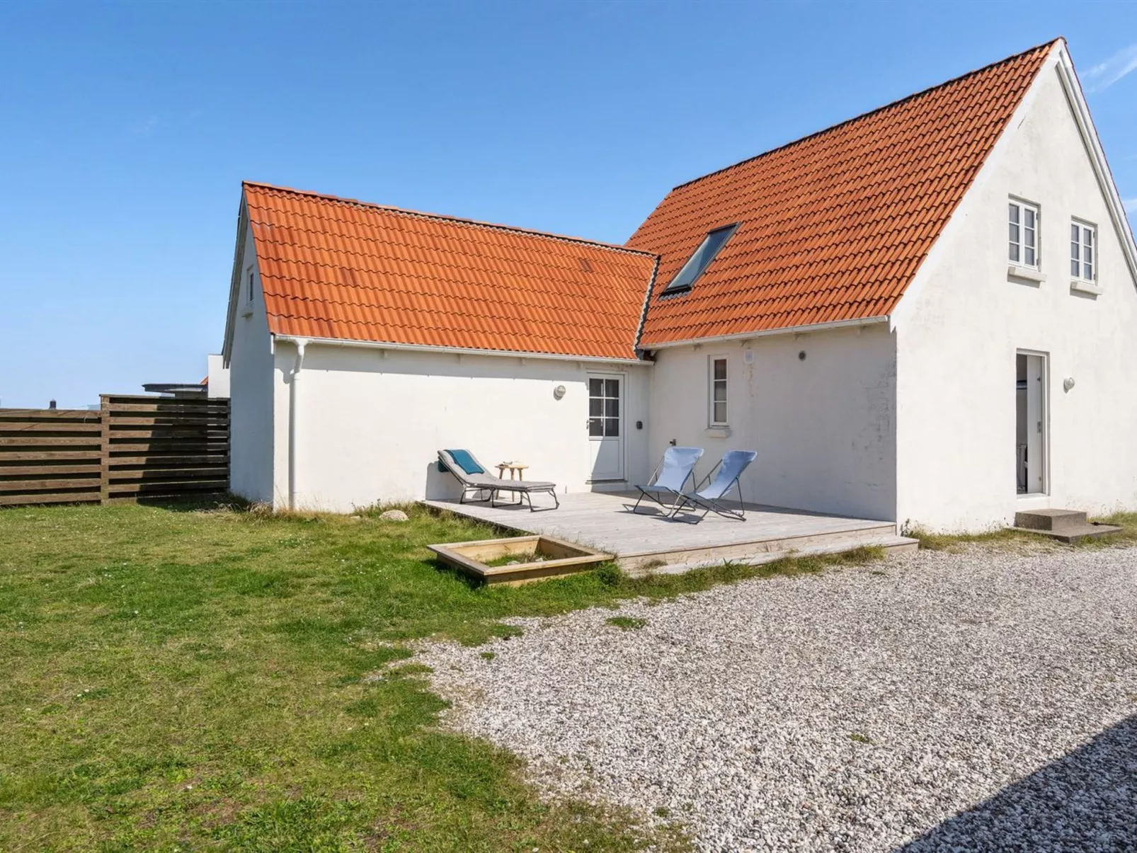 "Bernice" - 150m from the sea