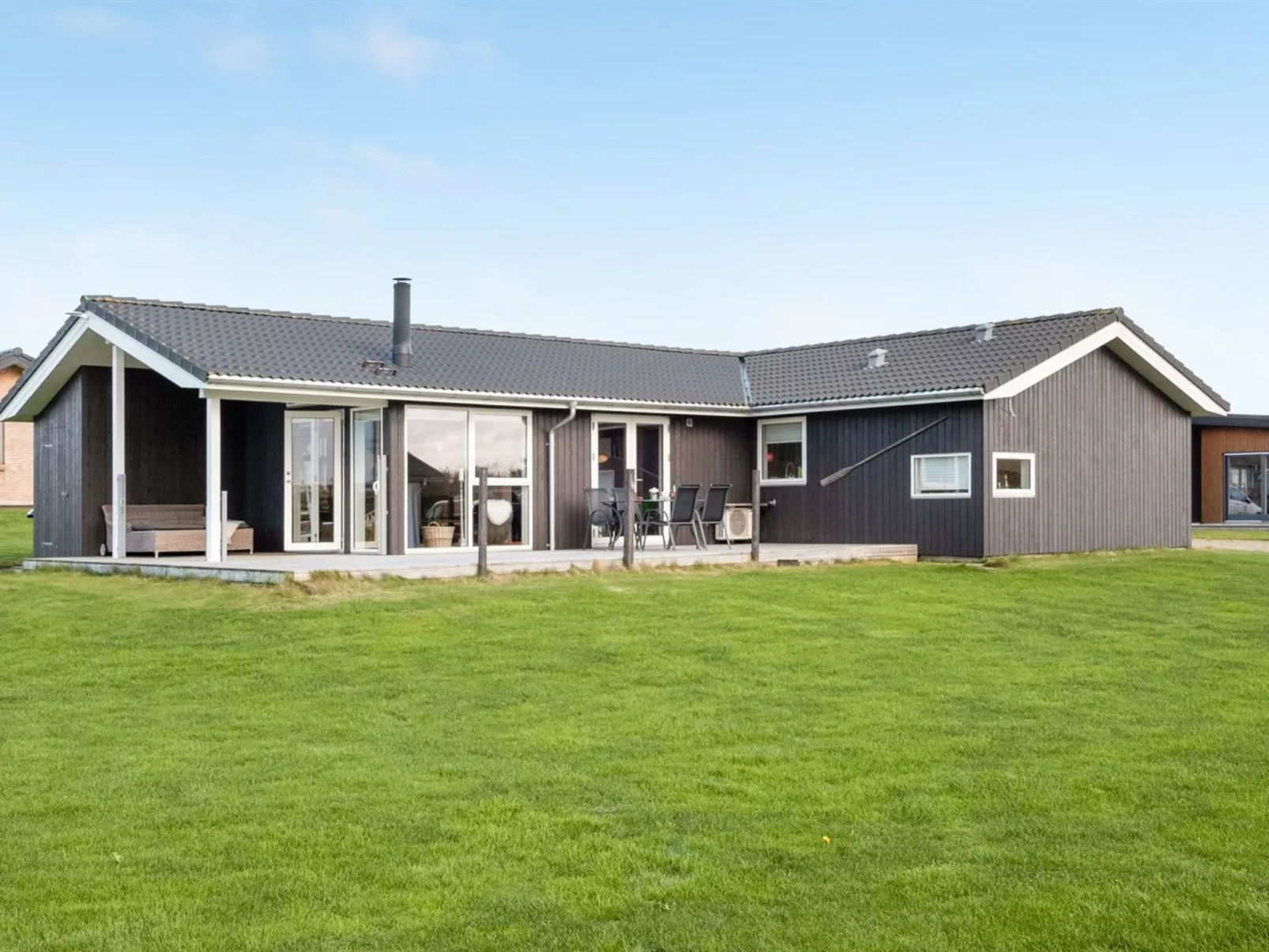 "Ginia" - 150m to the fjord