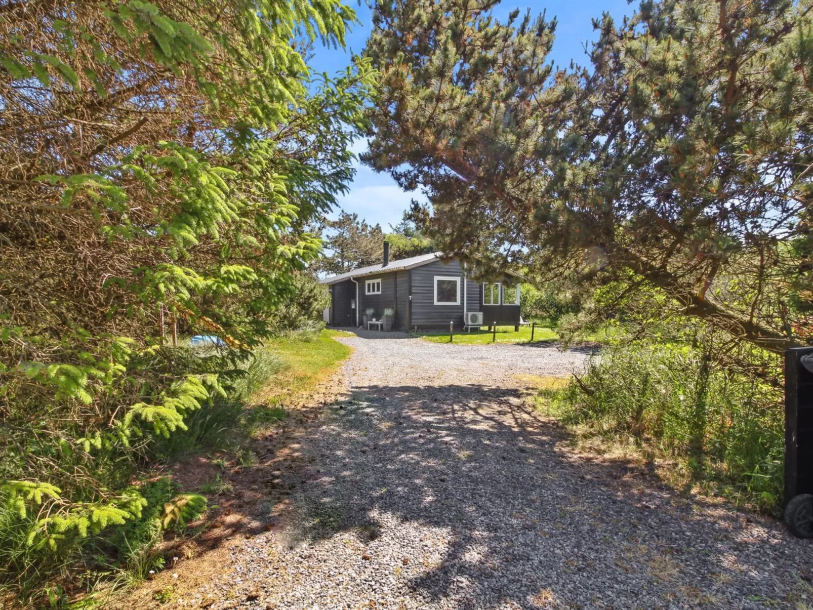 "Hannu" - 900m from the sea