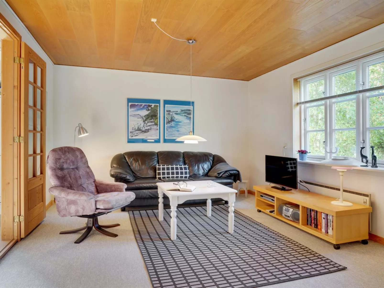 "Hildegunn" - 200m from the sea