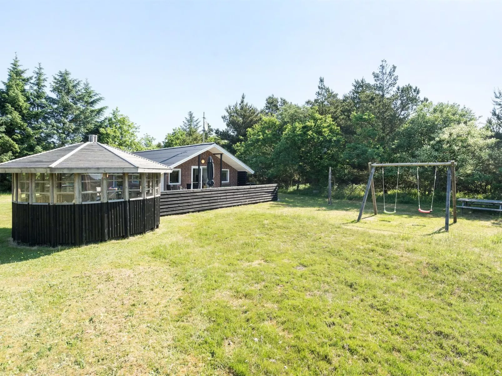 "Elinbjörn" - 1km from the sea