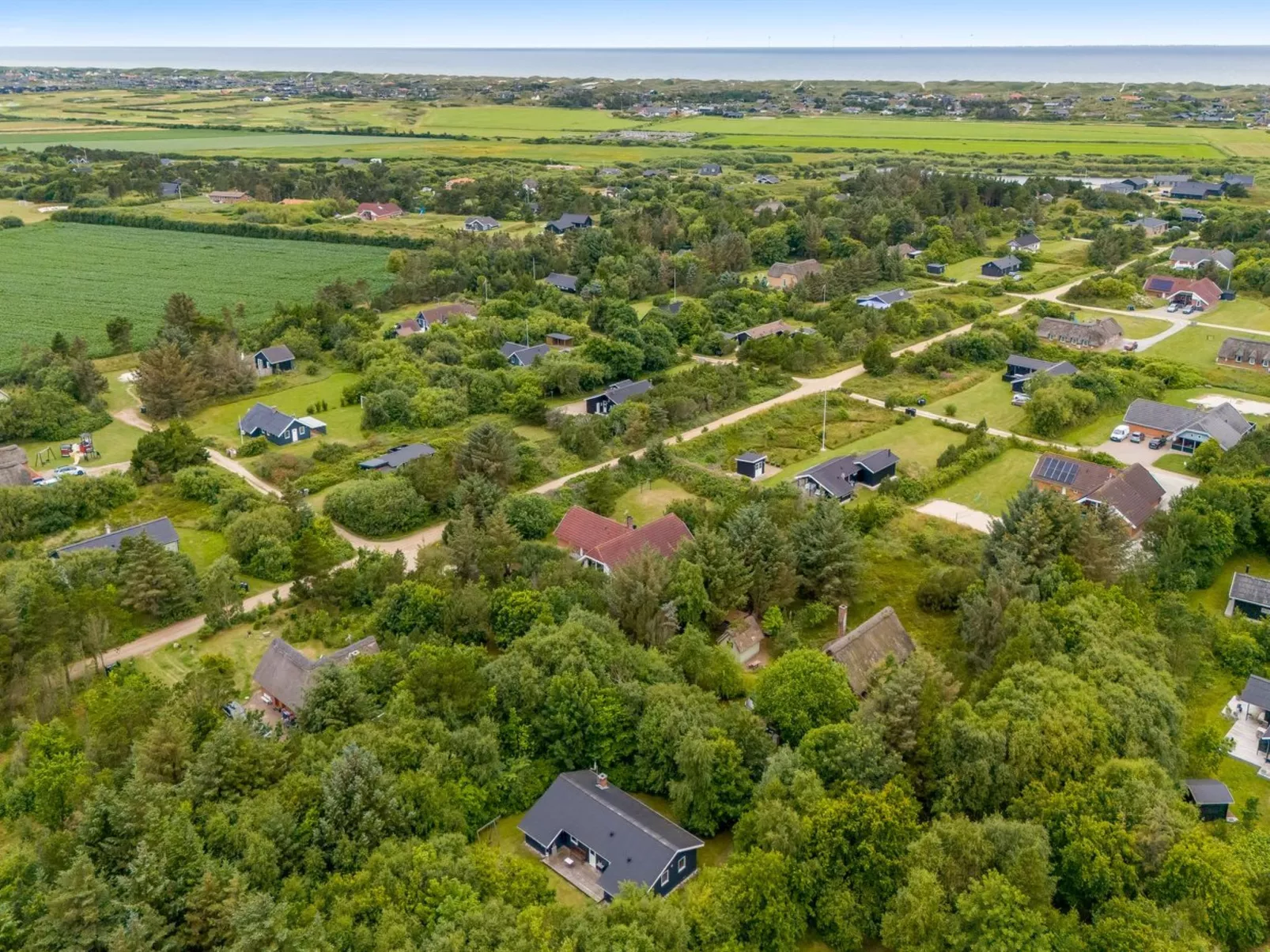 "Fredger" - 1.8km from the sea