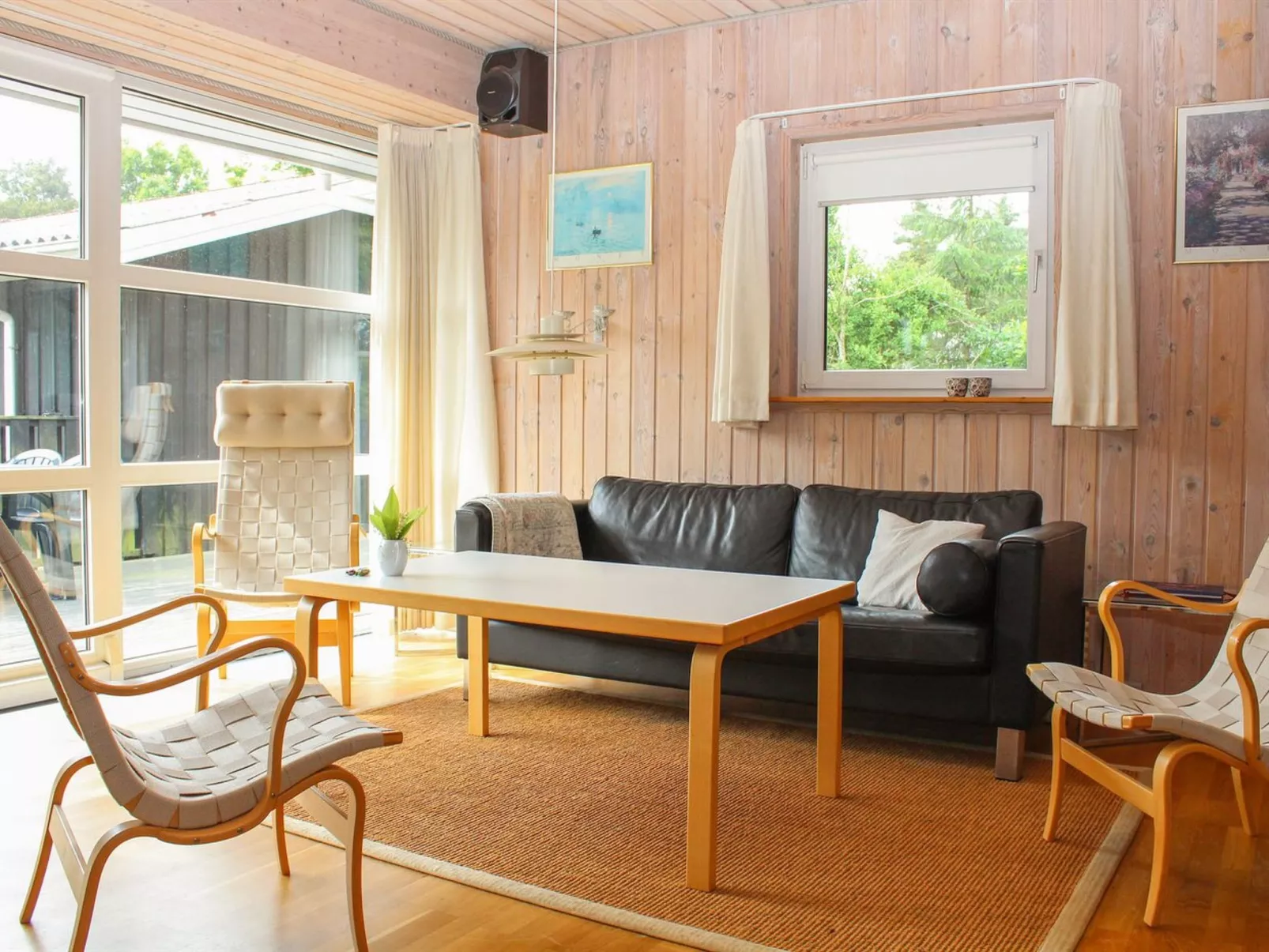 "Franzisca" - 600m from the sea