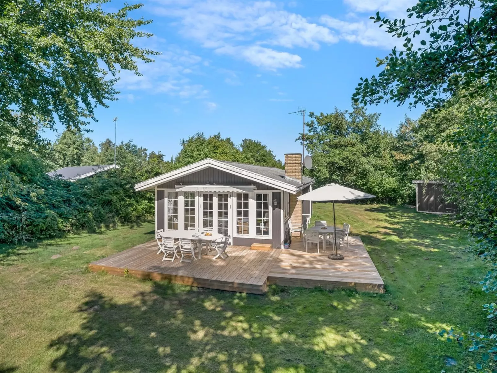 "Tineke" - 200m from the sea