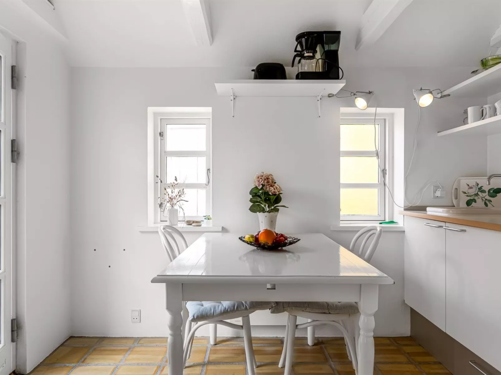 "Frederike" - 300m from the sea-Binnen