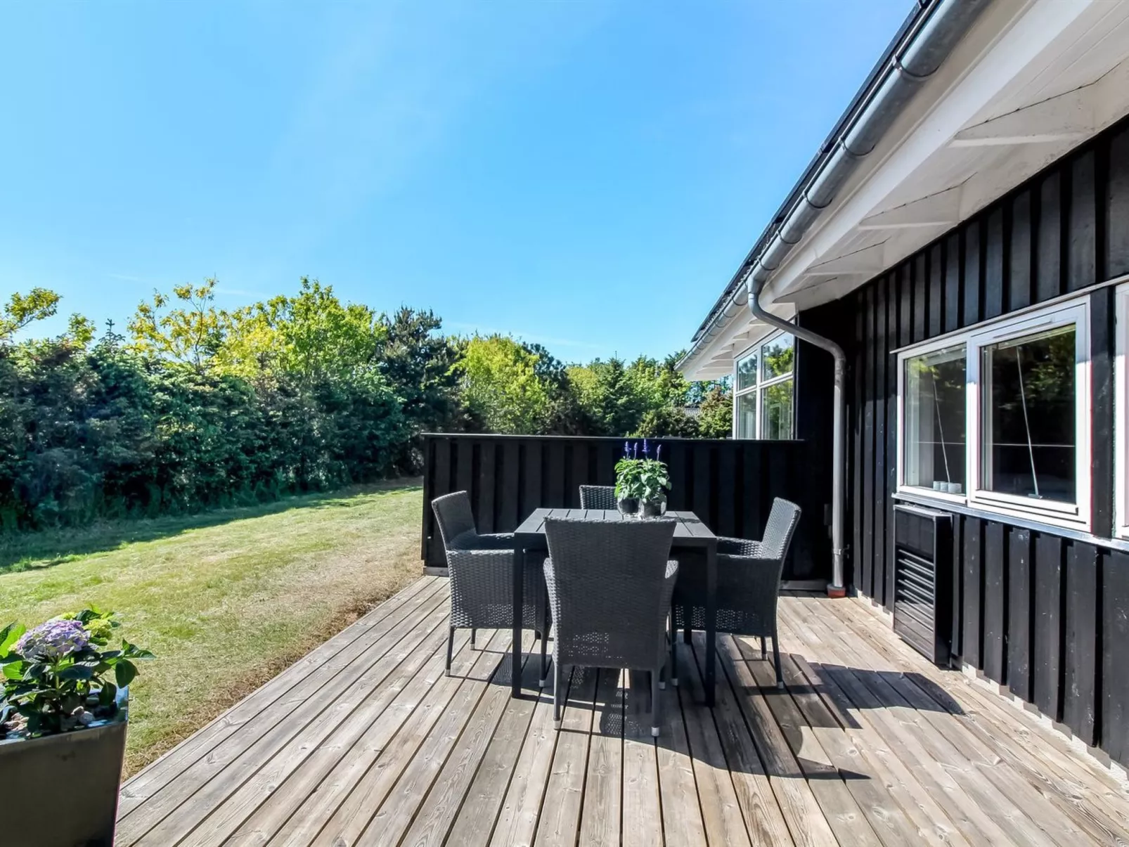 "Elvan" - 450m from the sea-Buiten