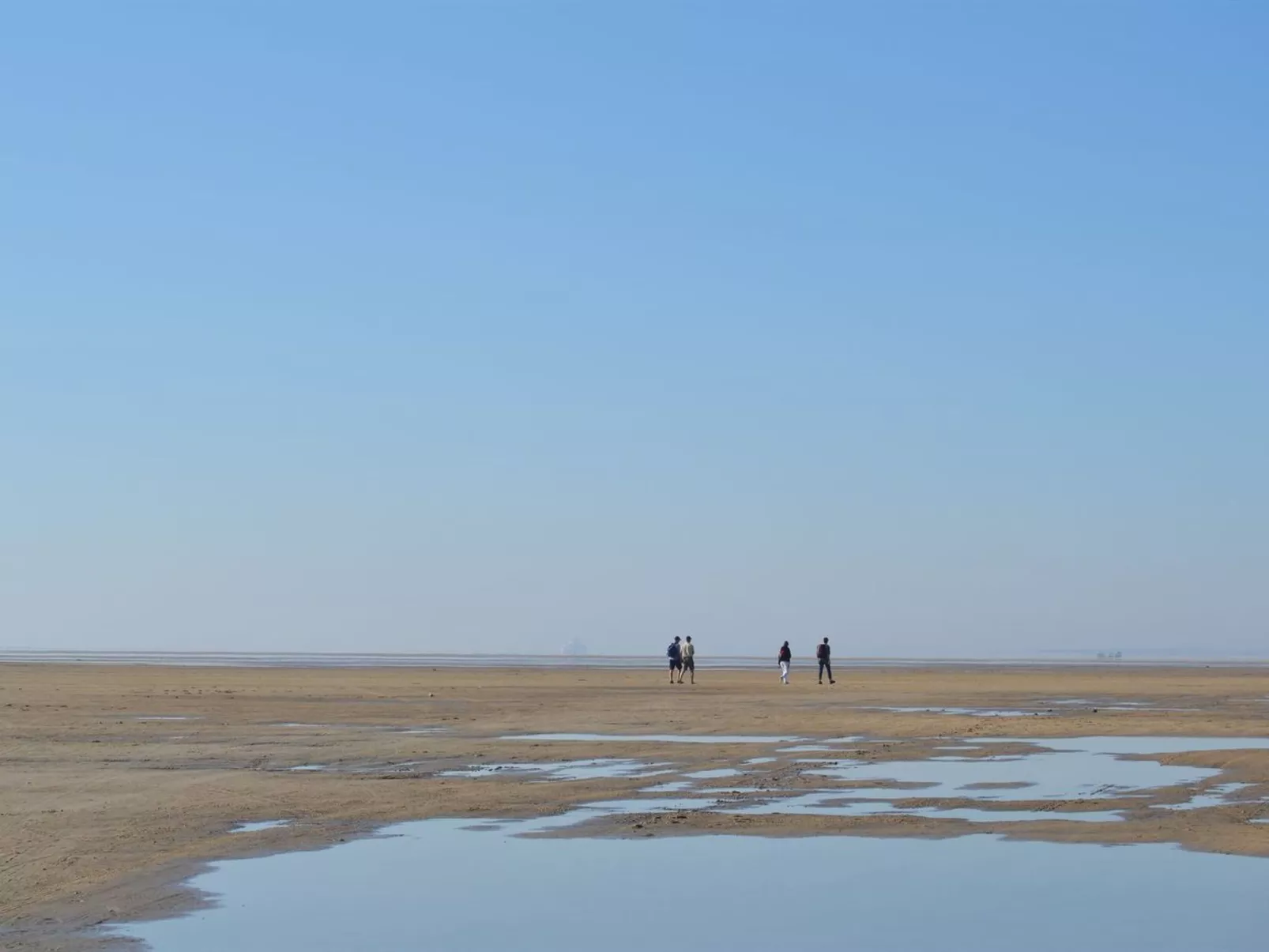 "Lin" - 2.9km from the sea