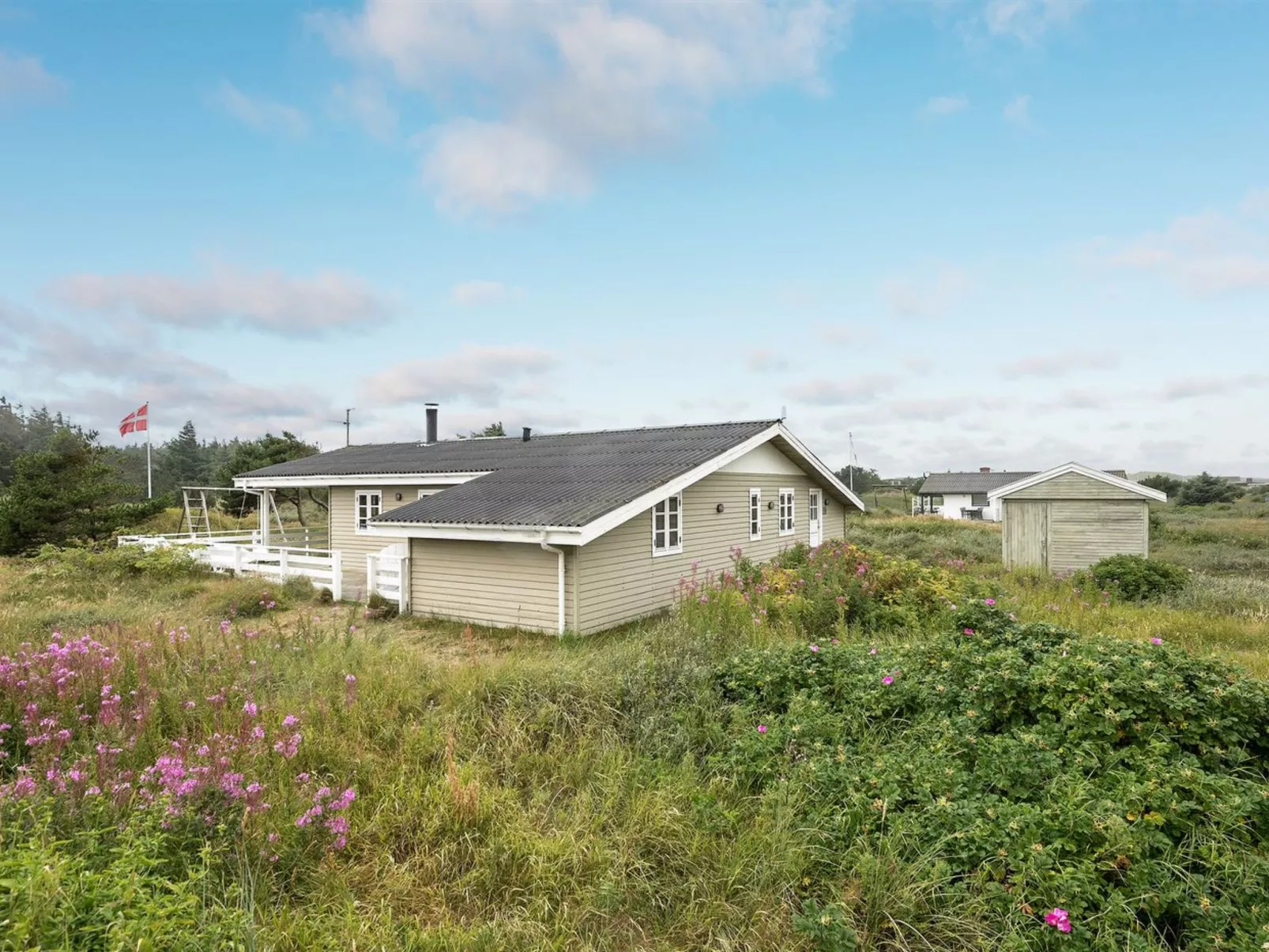 "Dortea" - 600m from the sea