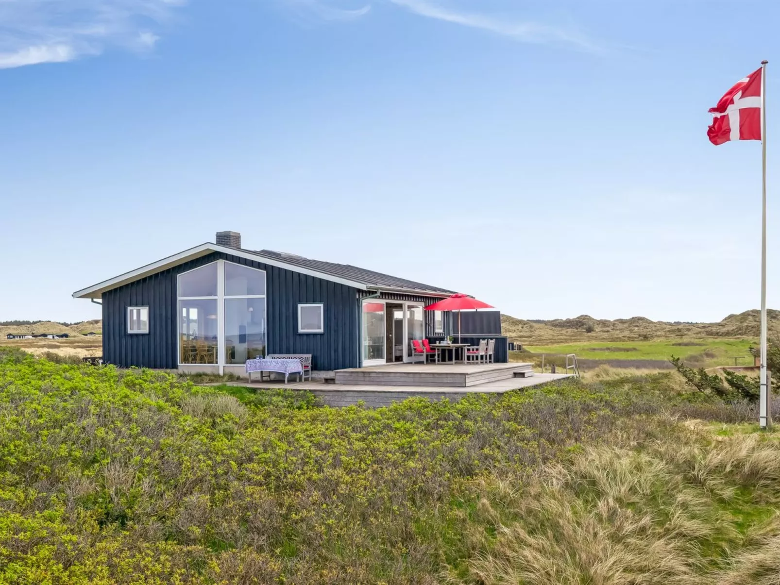 "Tinea" - 50m from the sea