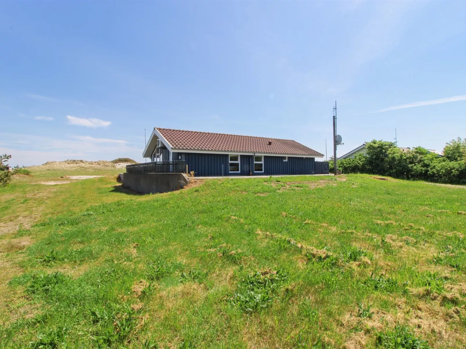 "Edmer" - 50m from the sea