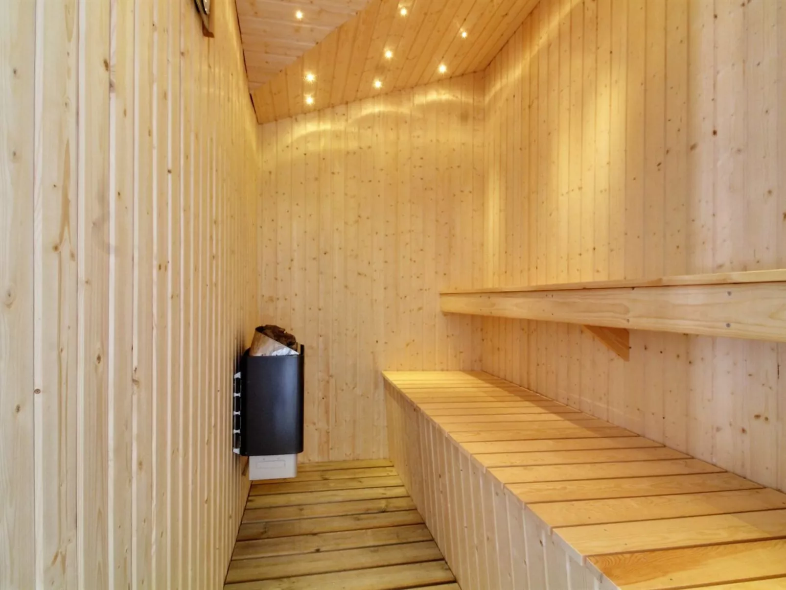 "Sirka" - 200m from the sea