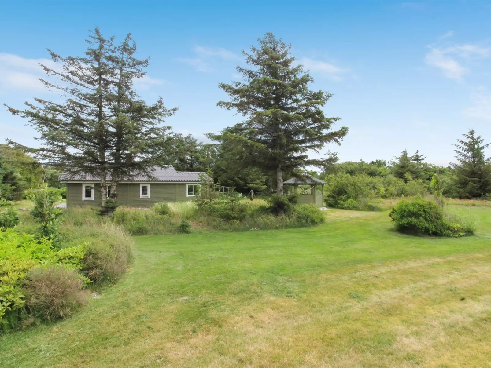 "Ele" - 900m from the sea