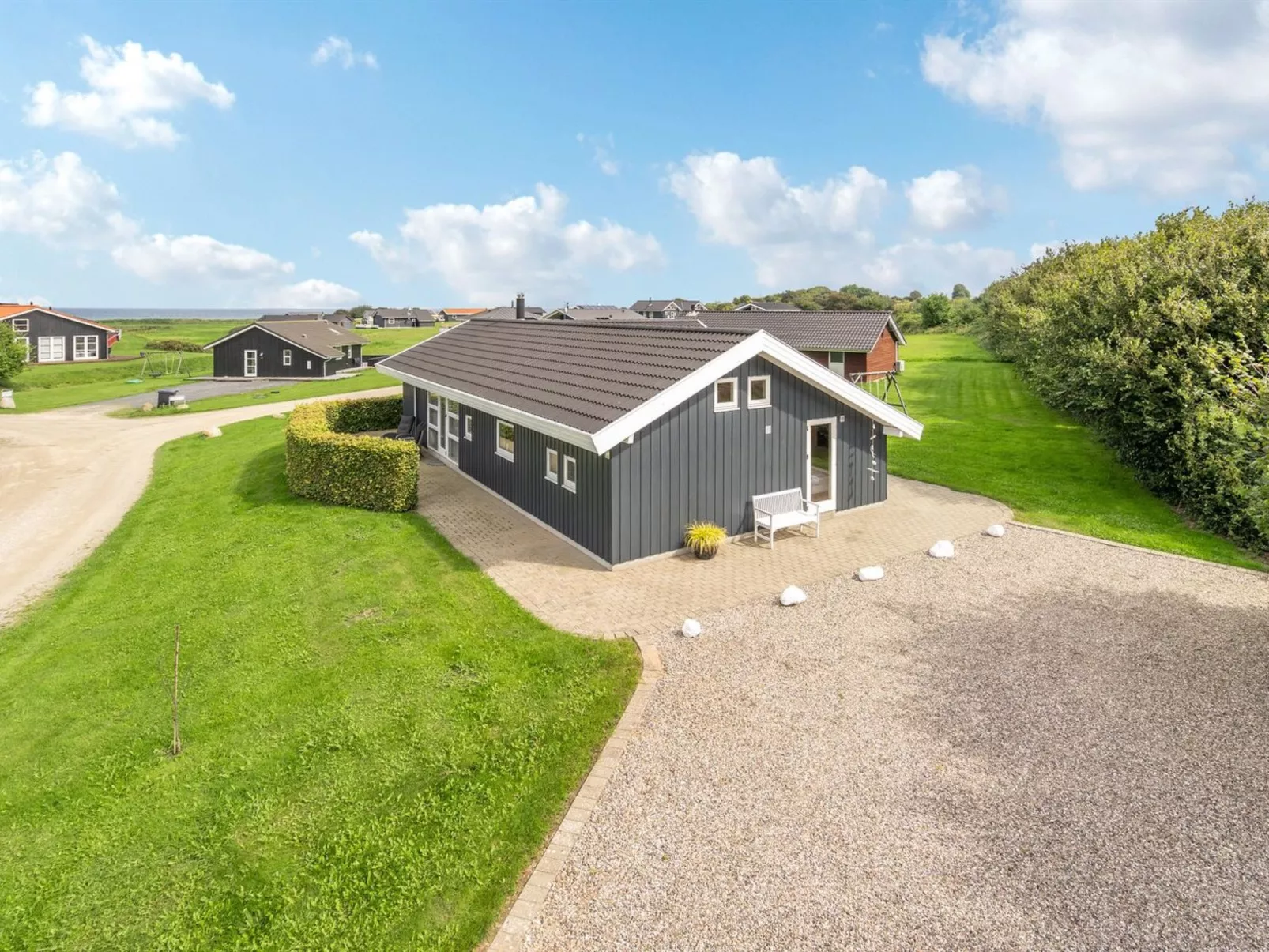 "Deline" - 250m from the sea