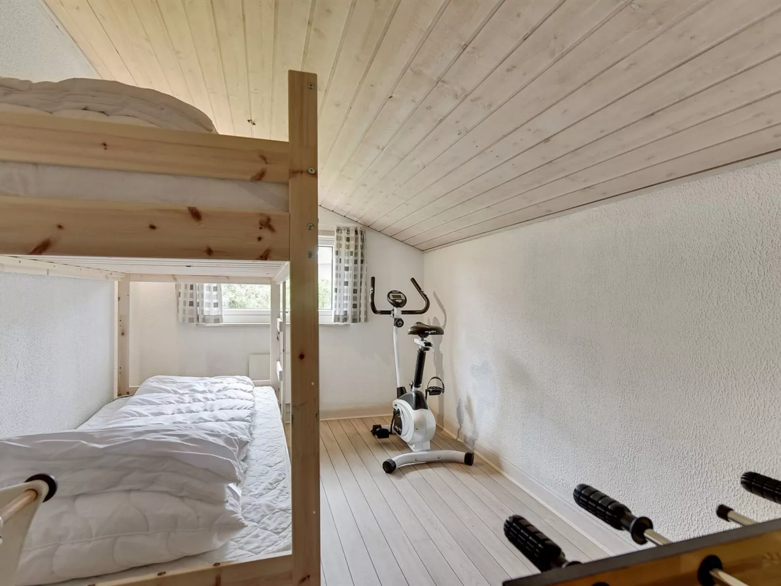 "Ameline" - 500m to the fjord