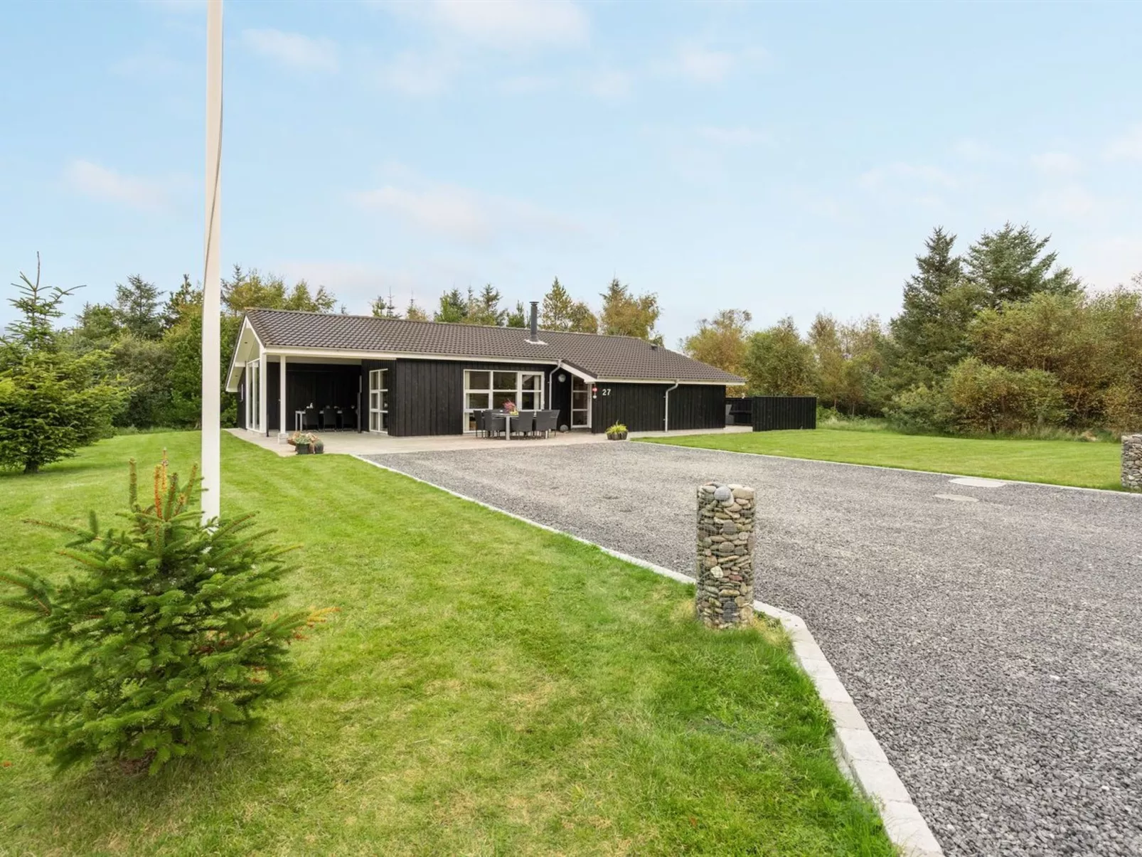 "Frida" - 700m from the sea