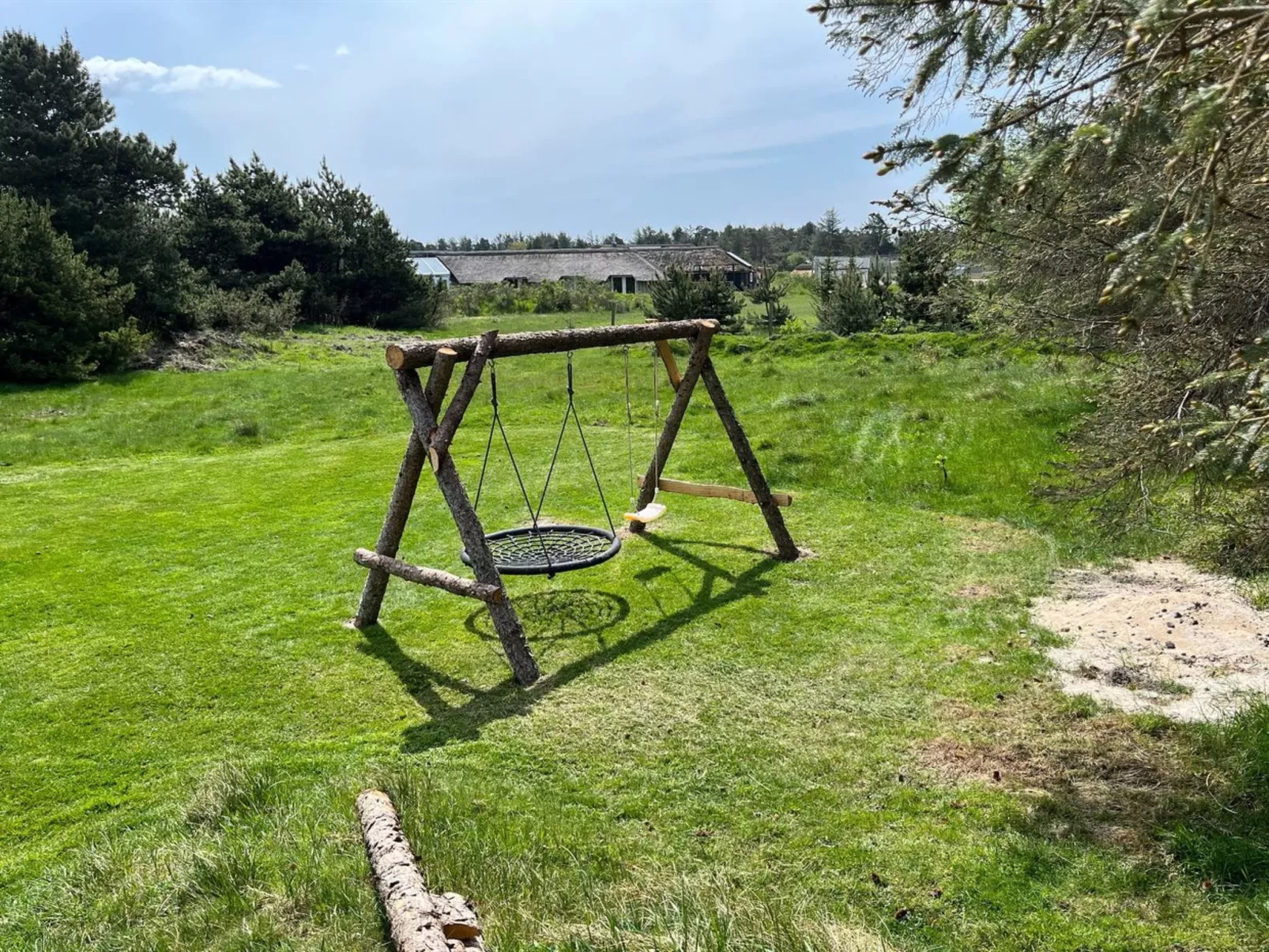 "Kenny" - 1.2km from the sea-Buiten