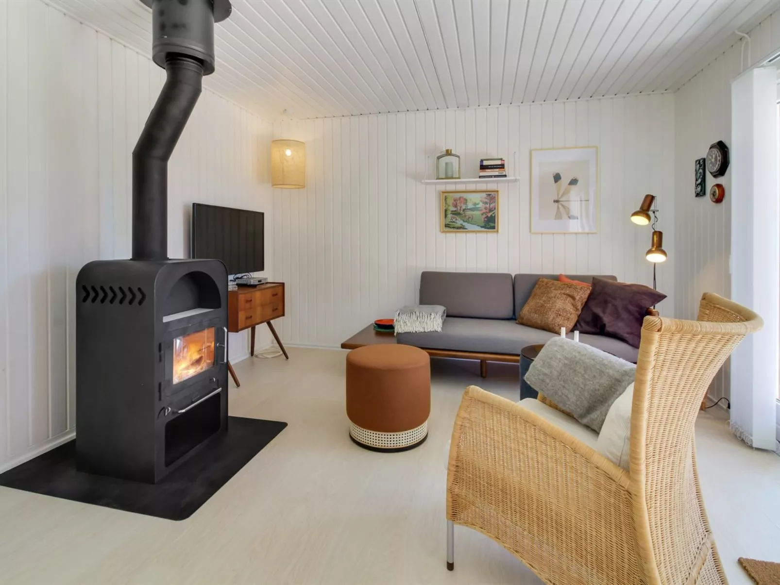 "Aulikki" - 900m from the sea