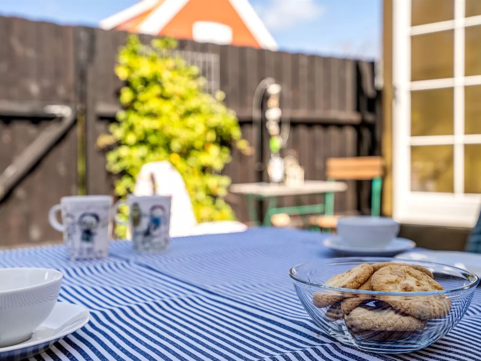 "Fria" - 500m from the sea