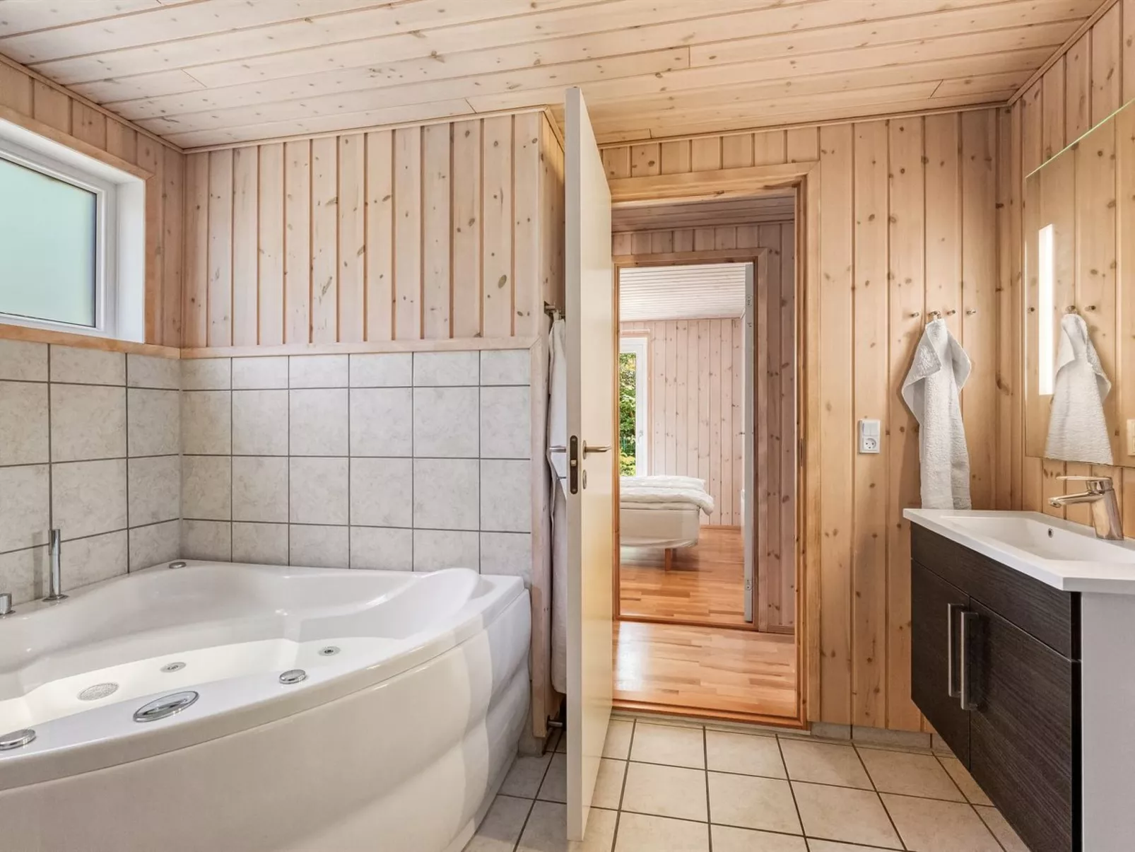 "Hertta" - 200m from the sea