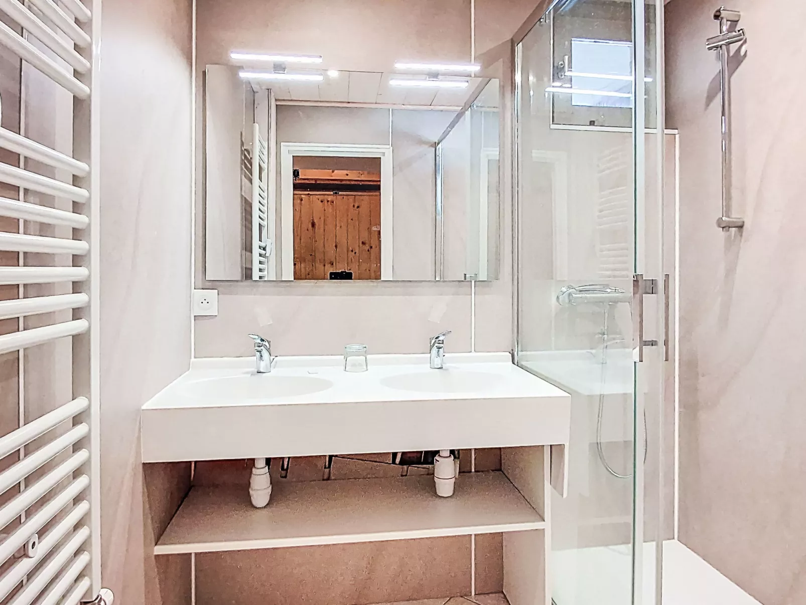 Le Pramecou (Val Claret)-Binnen