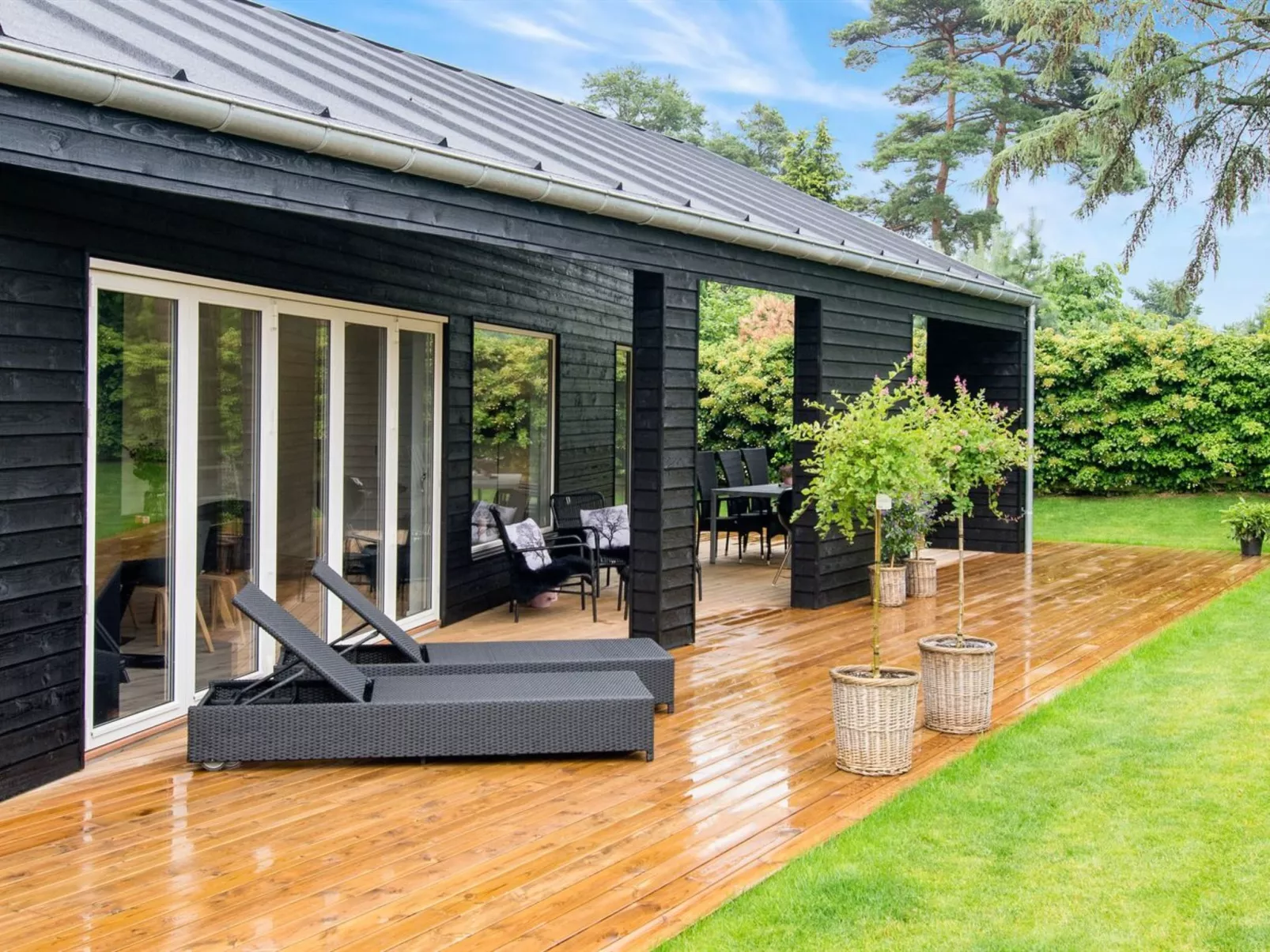 "Dorthie" - 800m from the sea