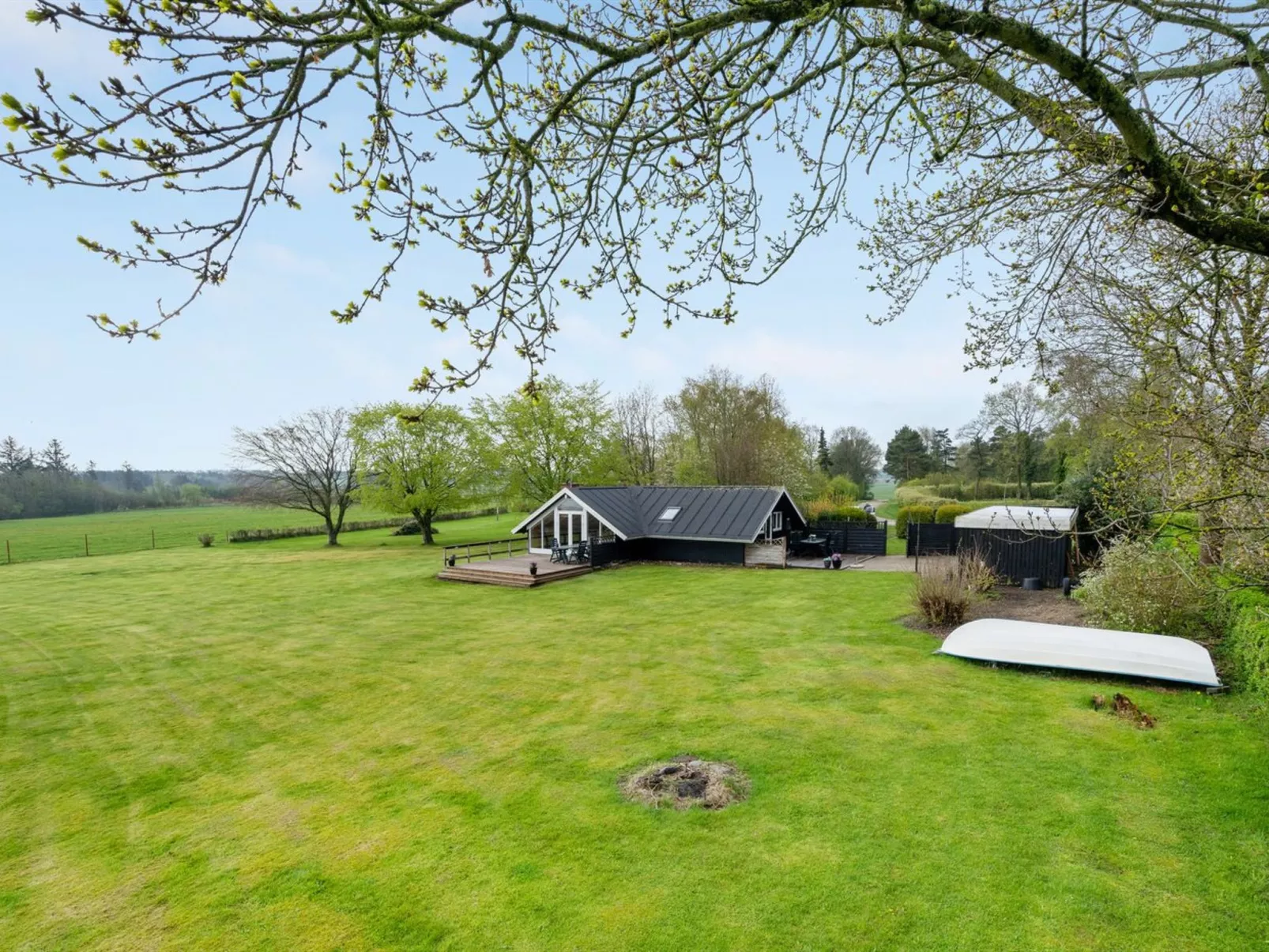 "Henrieke" - 250m to the fjord