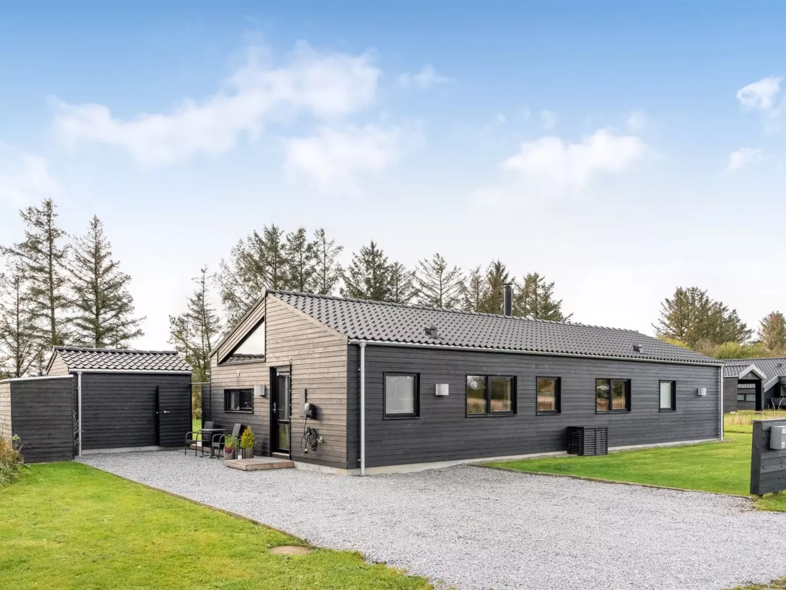 "Talitha" - 1.5km from the sea