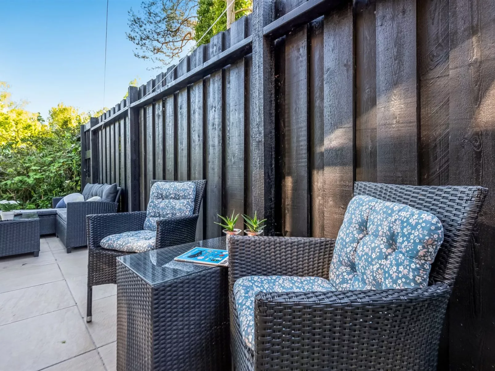 "Gustine" - 300m from the sea