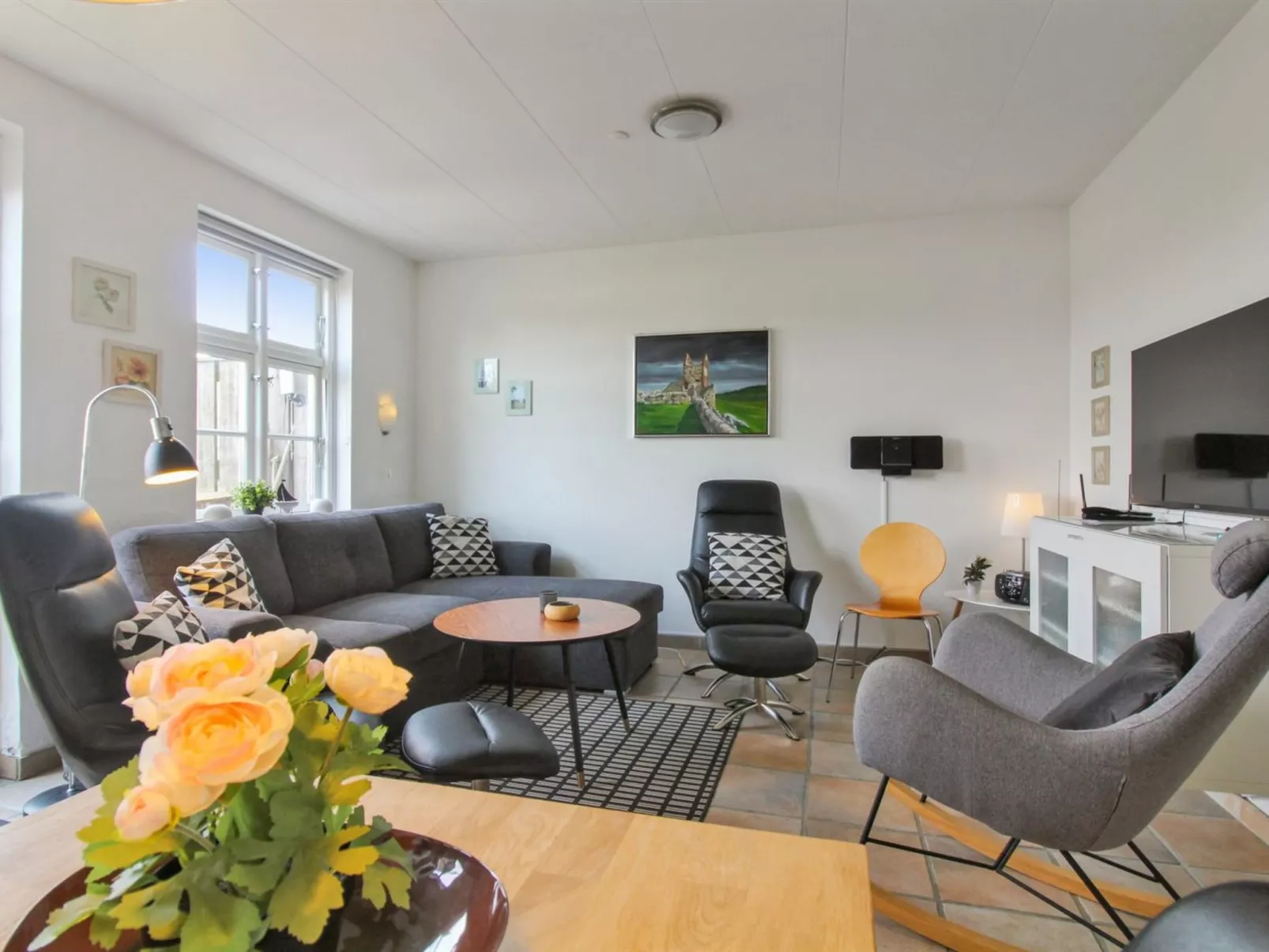 "Karoline" - 6km from the sea