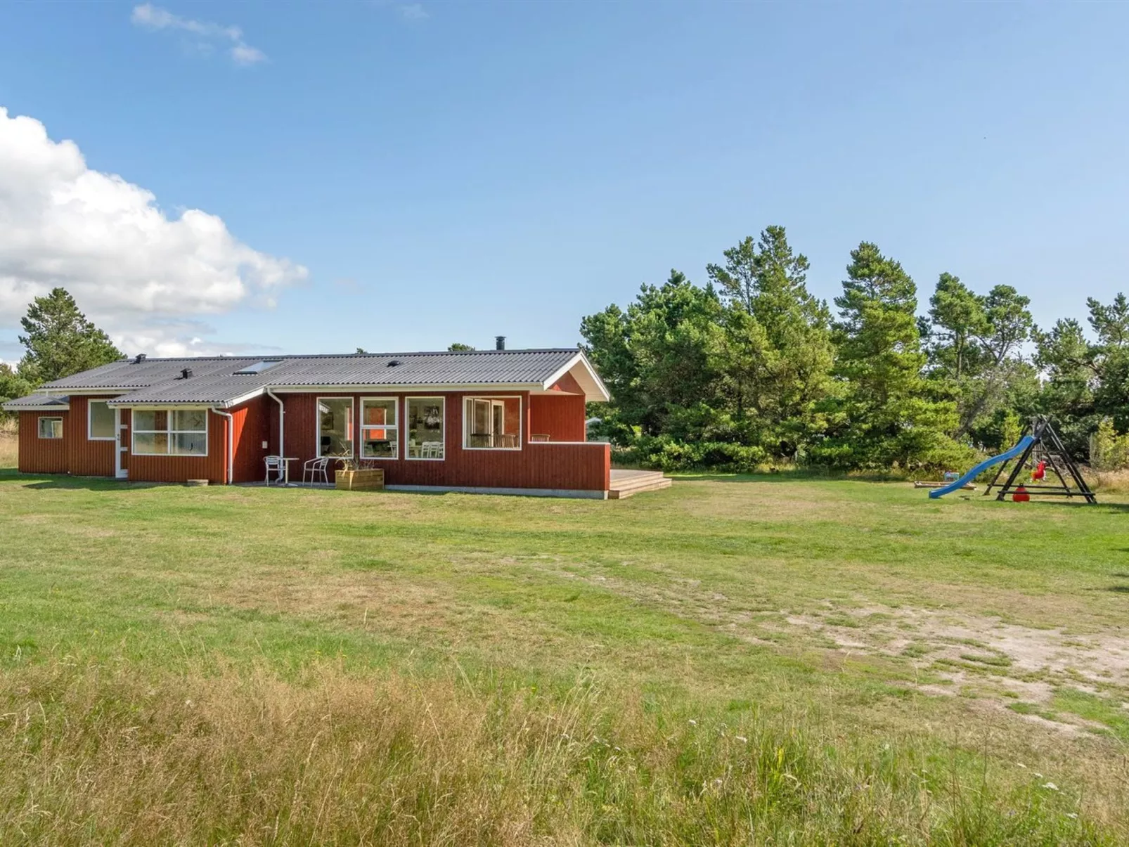 "Thorvor" - 1.5km from the sea