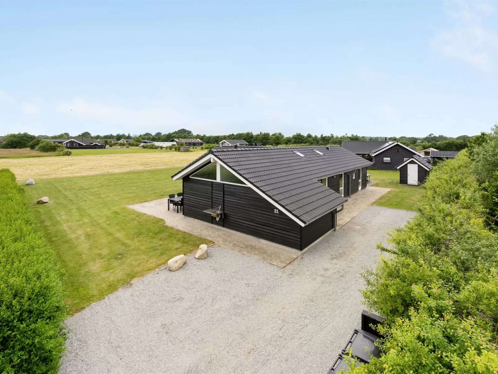 "Finja" - 500m from the sea-Buiten