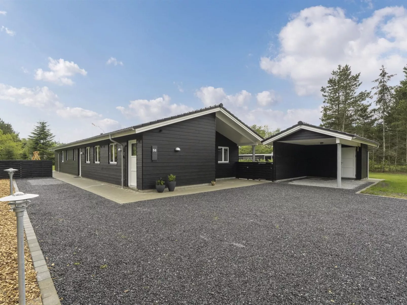 "Gardi" - 14km from the sea