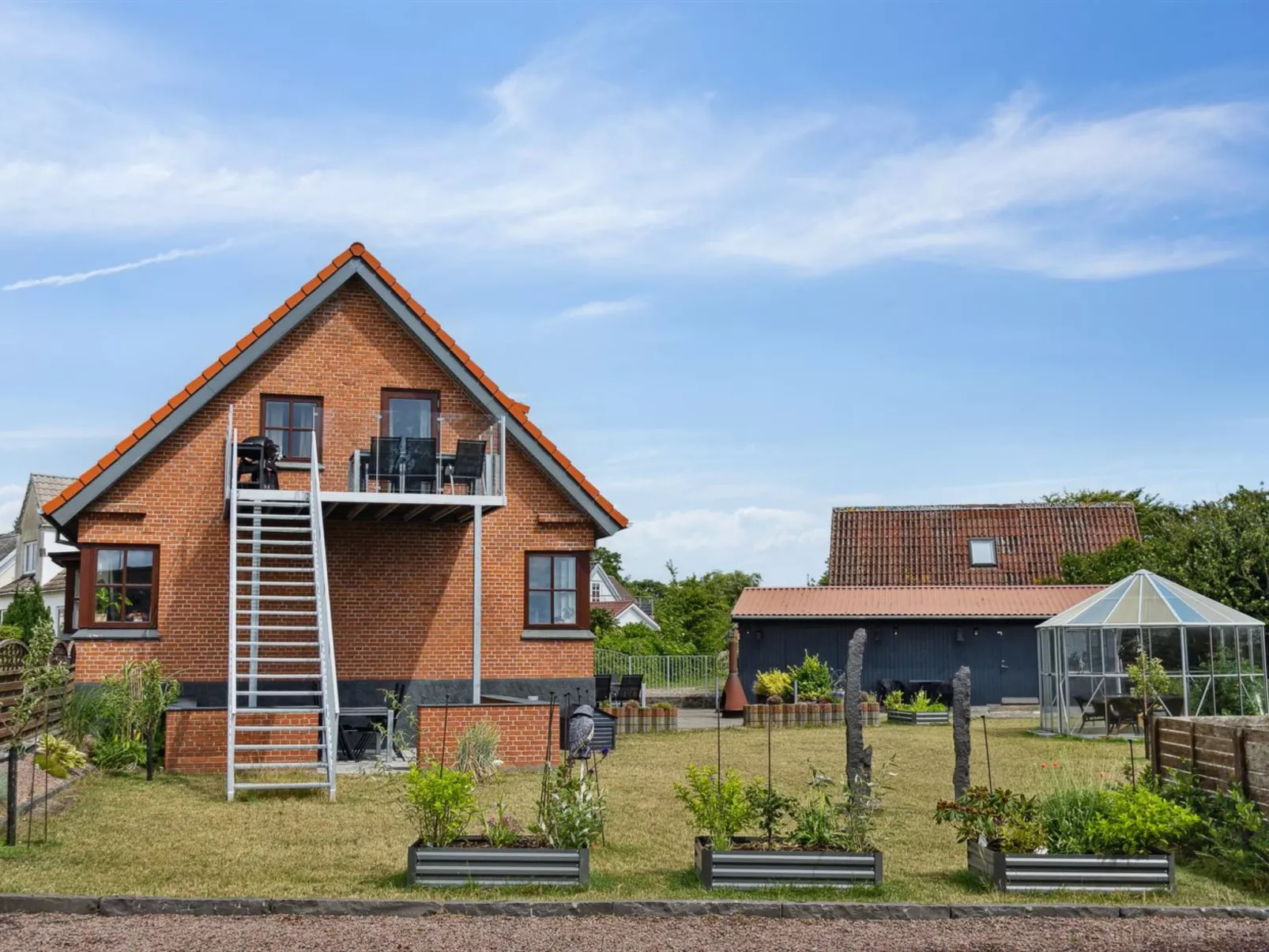 "Amely" - 500m from the sea-Buiten