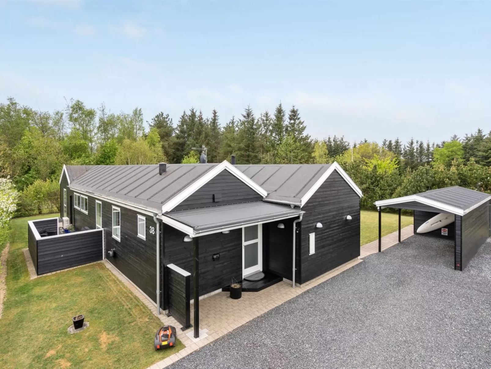 "Henriete" - 3.5km from the sea