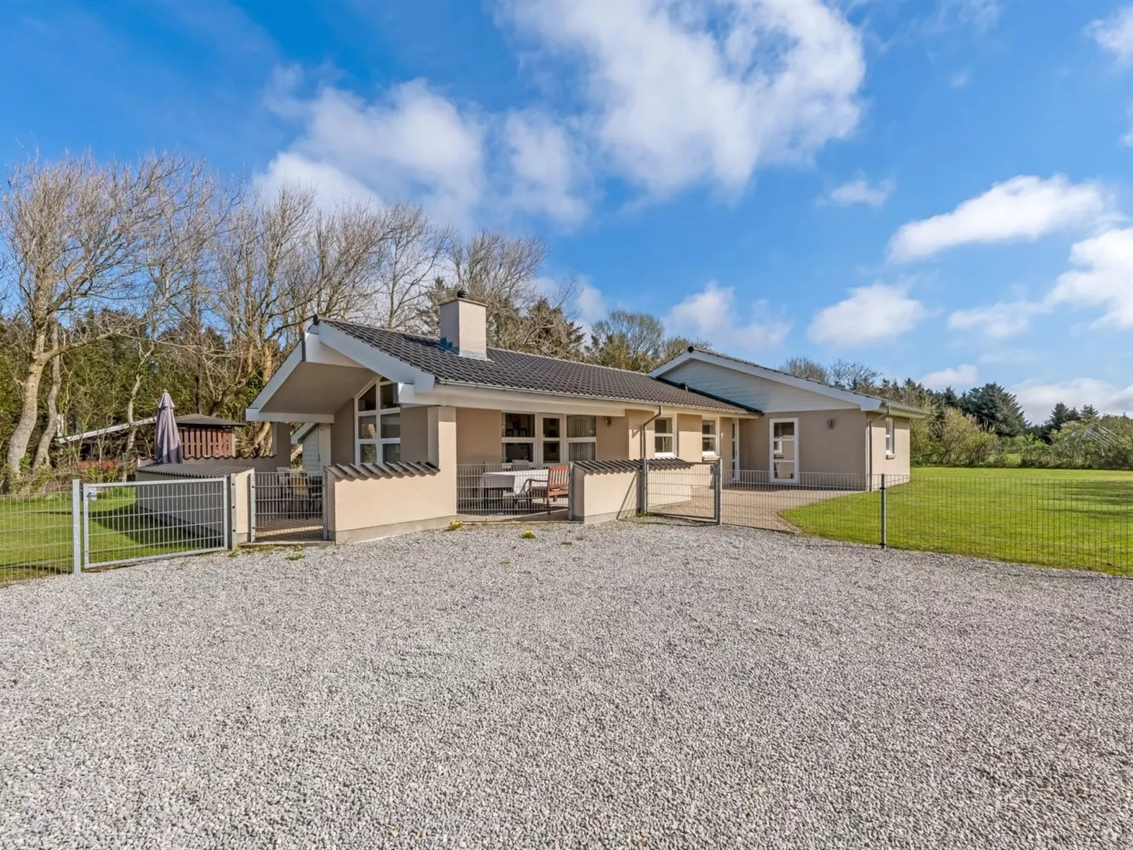 "Albina" - 844m from the sea