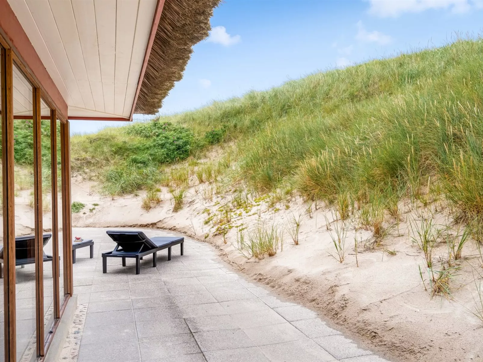 "Zora" - 100m from the sea