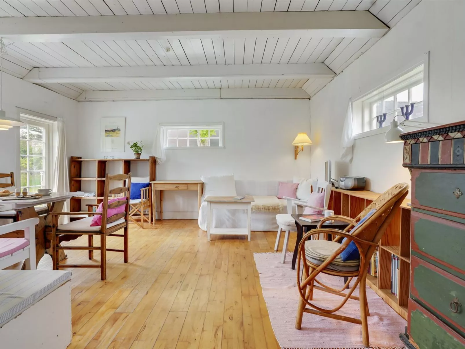 "Helny" - 300m from the sea-Binnen