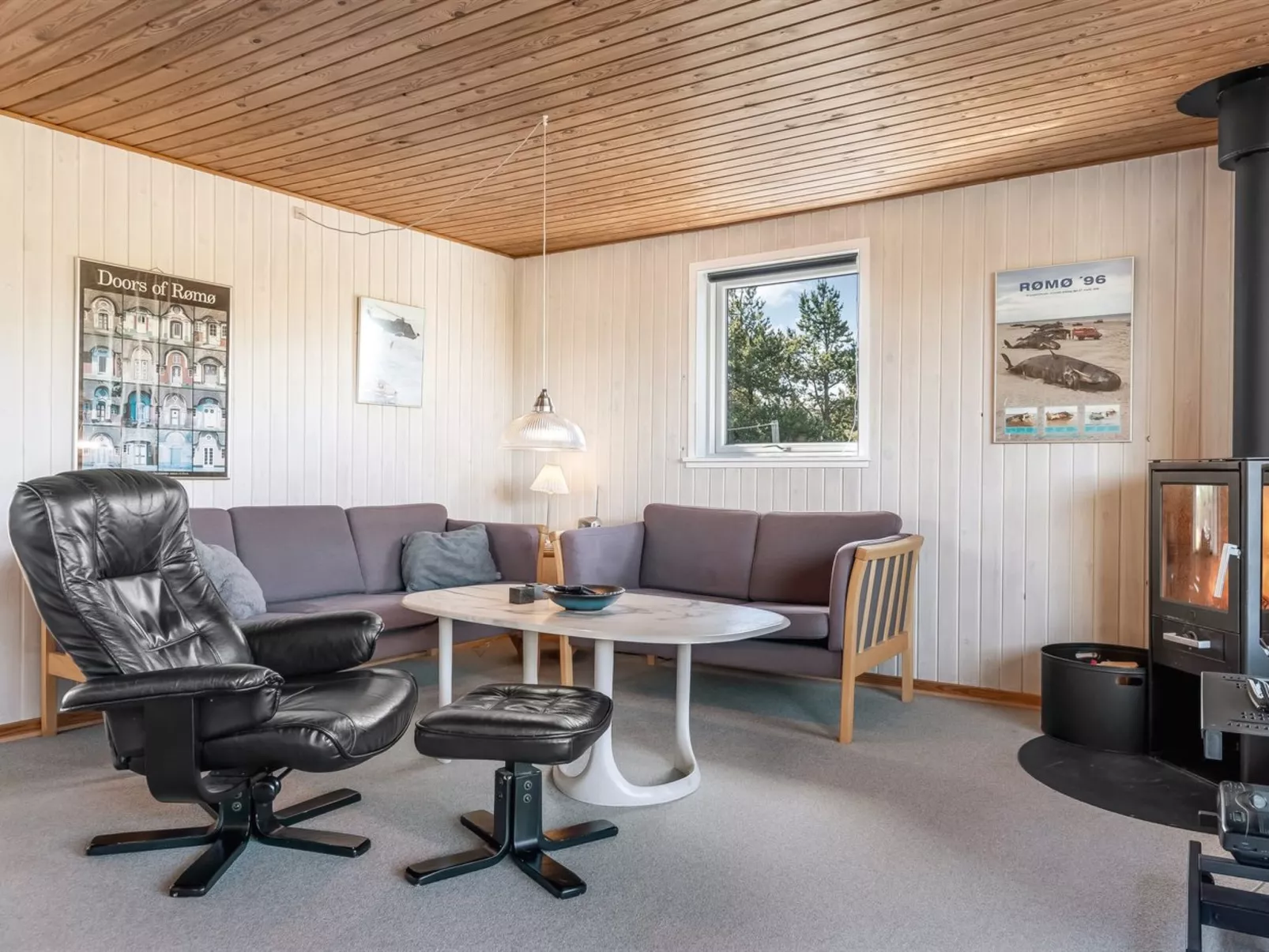 "Sara" - 2.5km from the sea