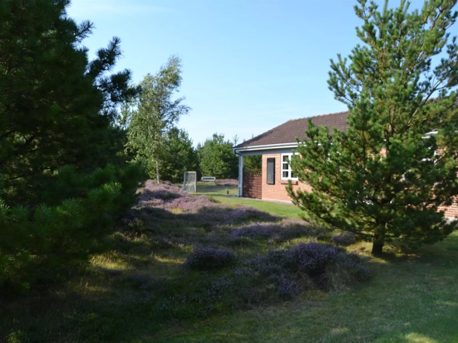 "Angret" - 3.5km from the sea-Buiten