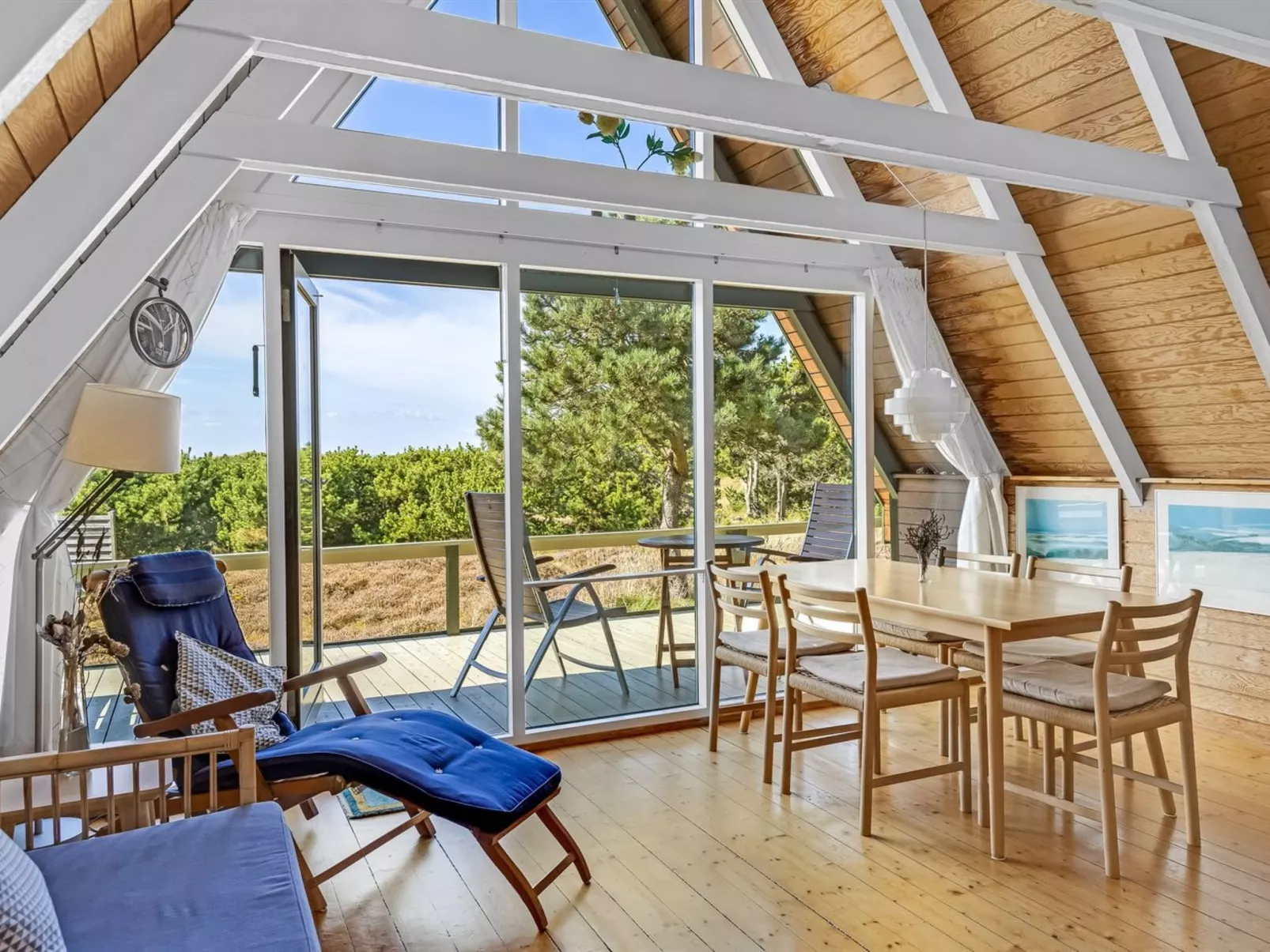 "Ariana" - 150m from the sea