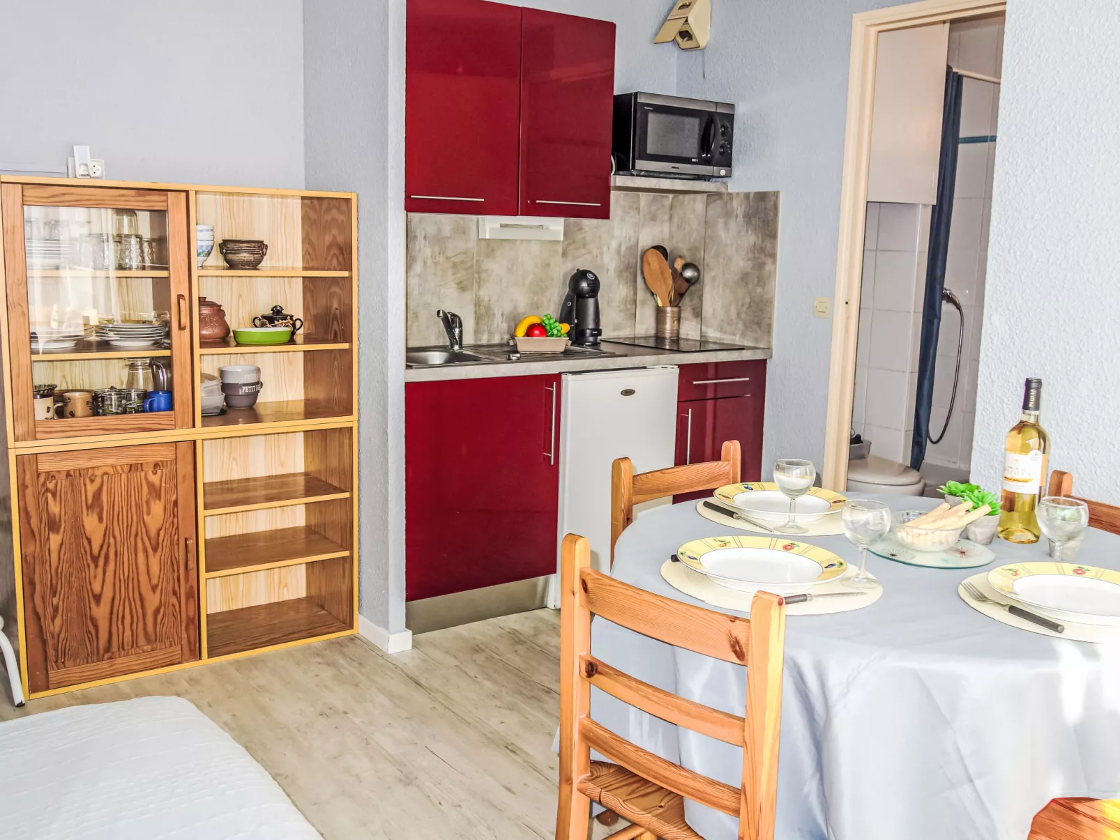 Les Mas de La Mer-Binnen