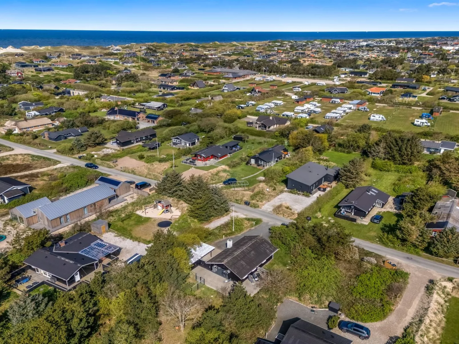 "Ursel" - 800m from the sea