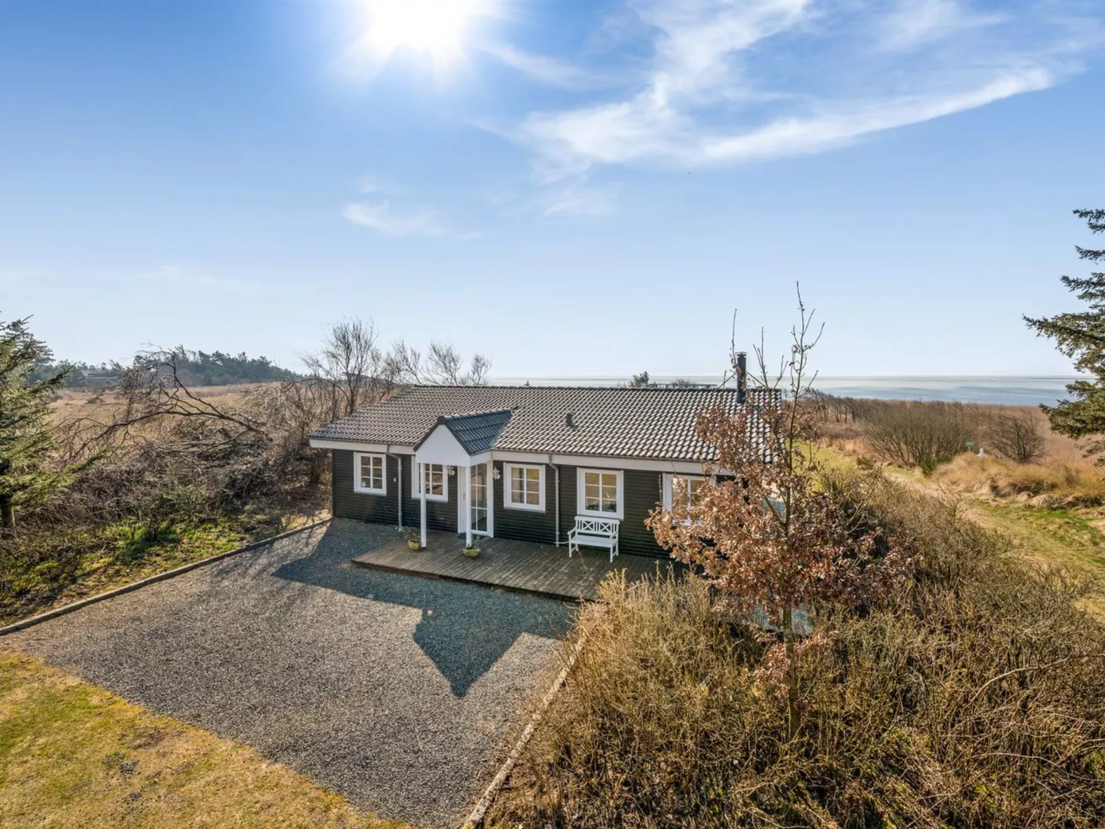 "Bjart" - 50m to the fjord