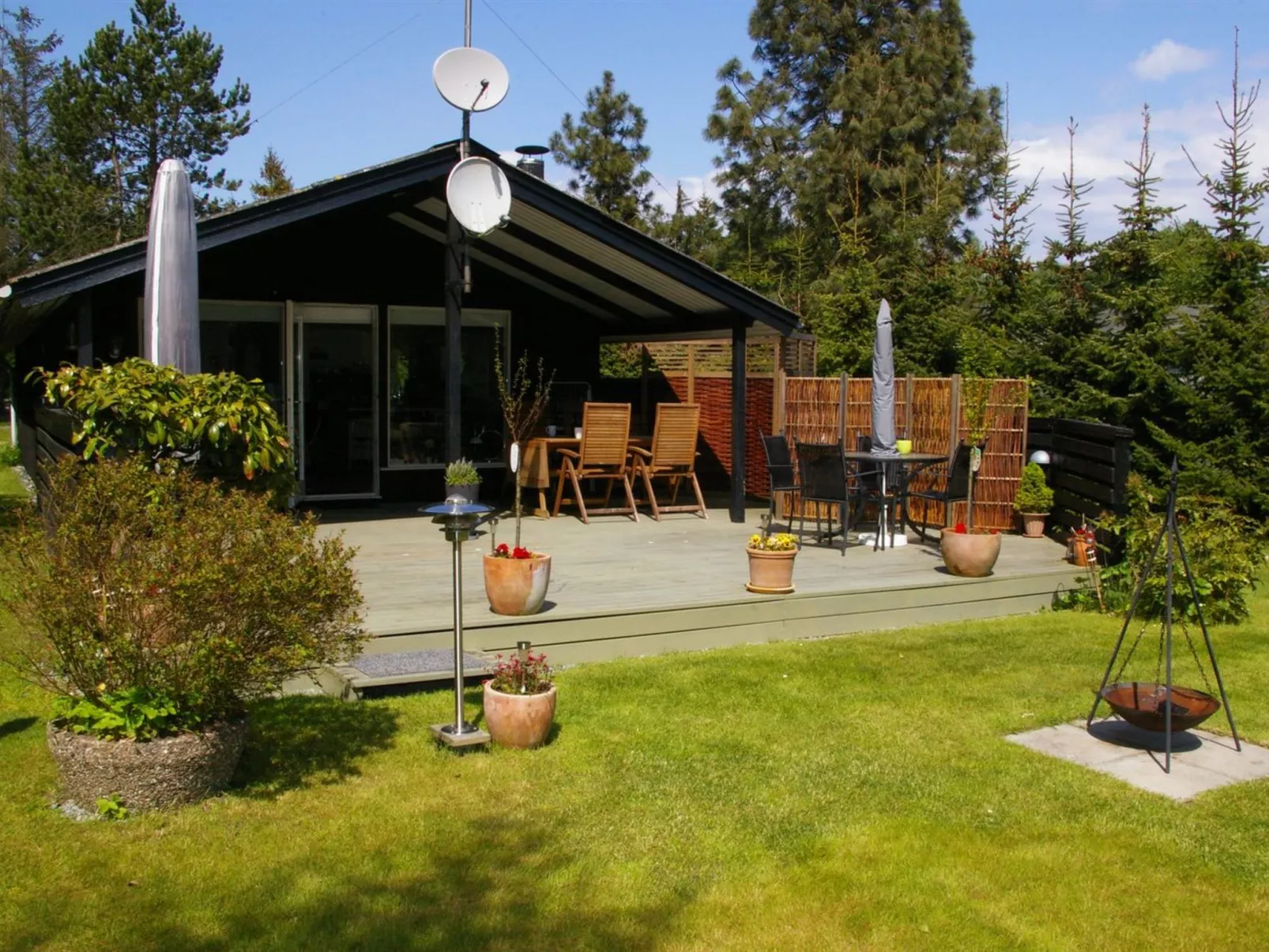 "Gyri" - 800m from the sea