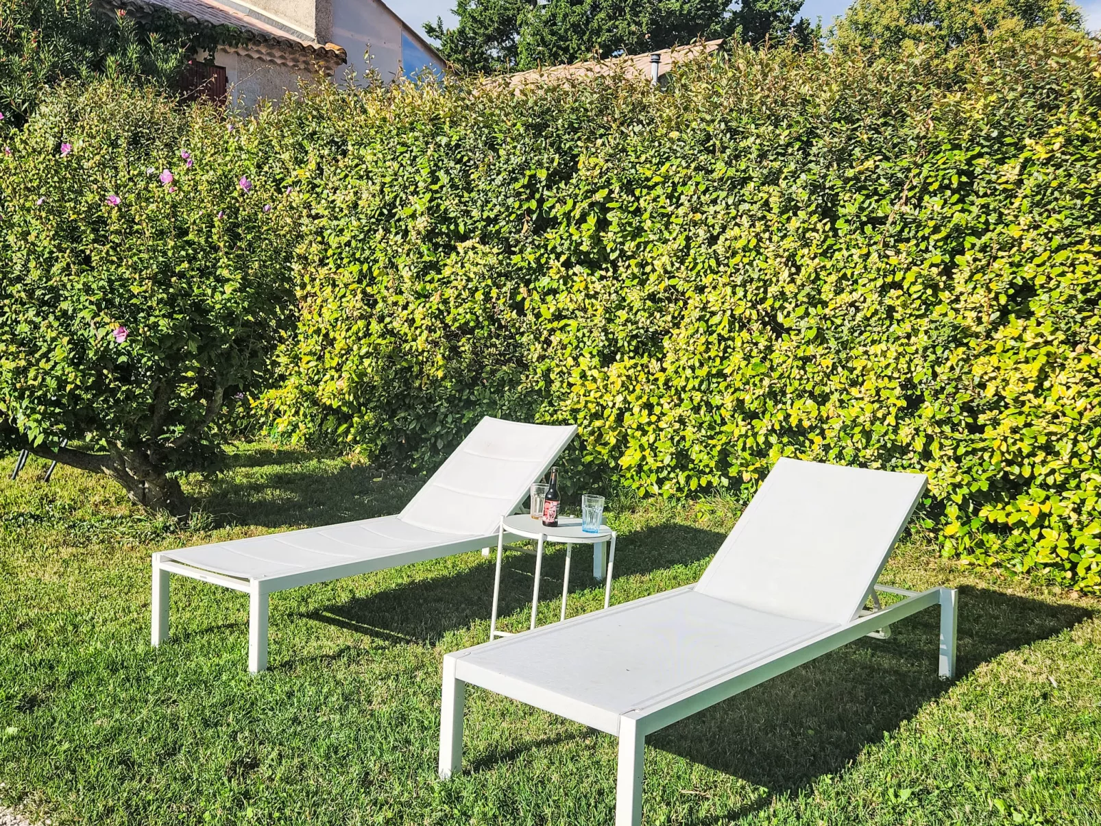 La Grange Blanche-Buiten